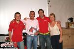 Il passaggio di consegna di vincitore della Coppa Valtellina da Thomas Bardea e Mirko Franzi a Marco e Laura Gianesini